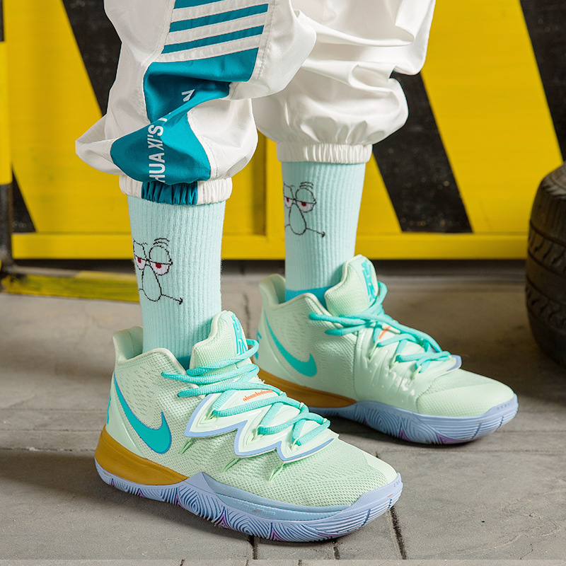 SpongeBob Squidward Cartoon Co - Knee High Sock Women recensione e prezzo
